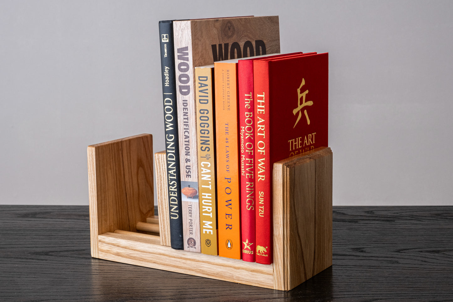 Porte livre ajustable
