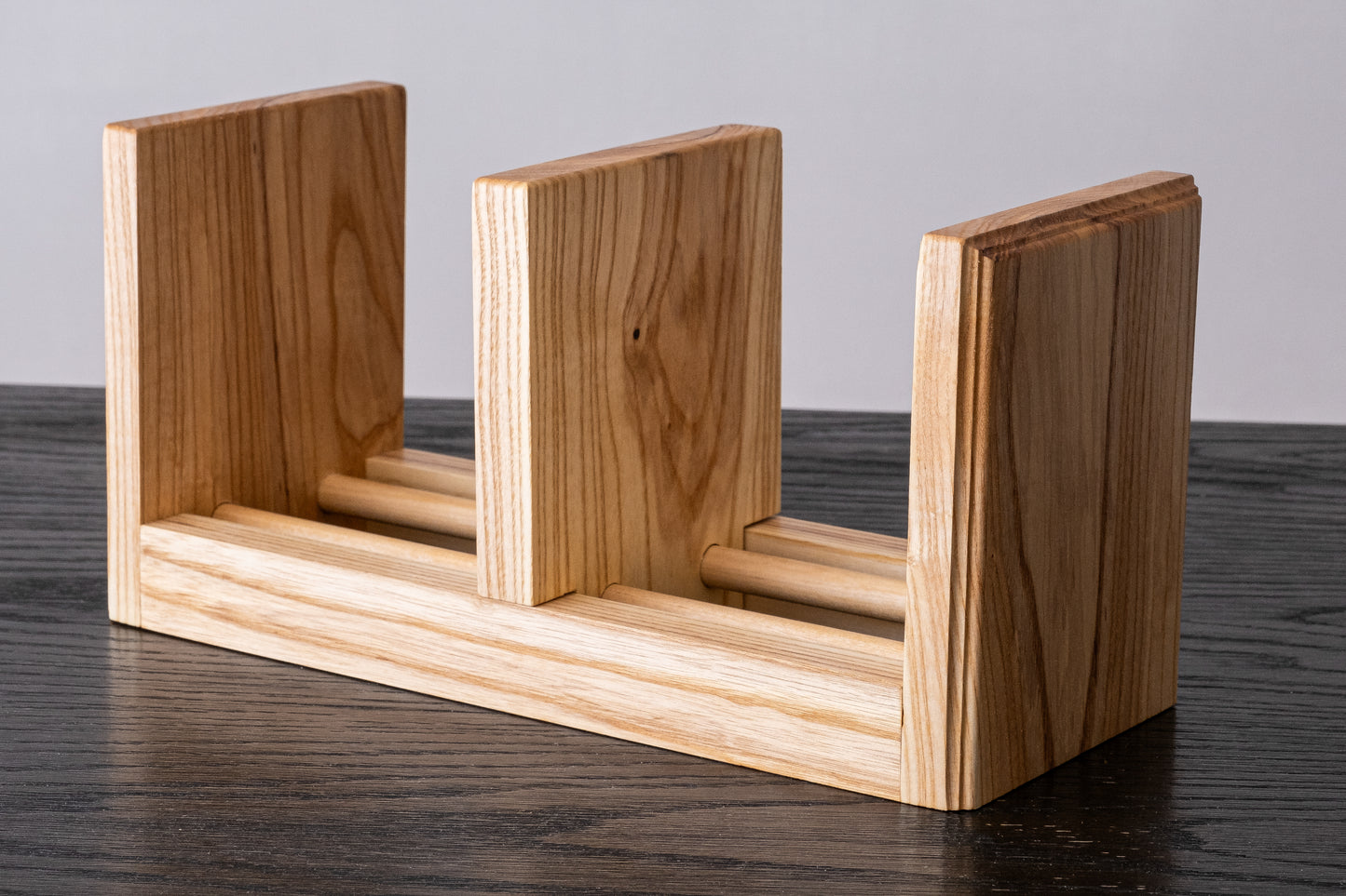 Porte livre ajustable