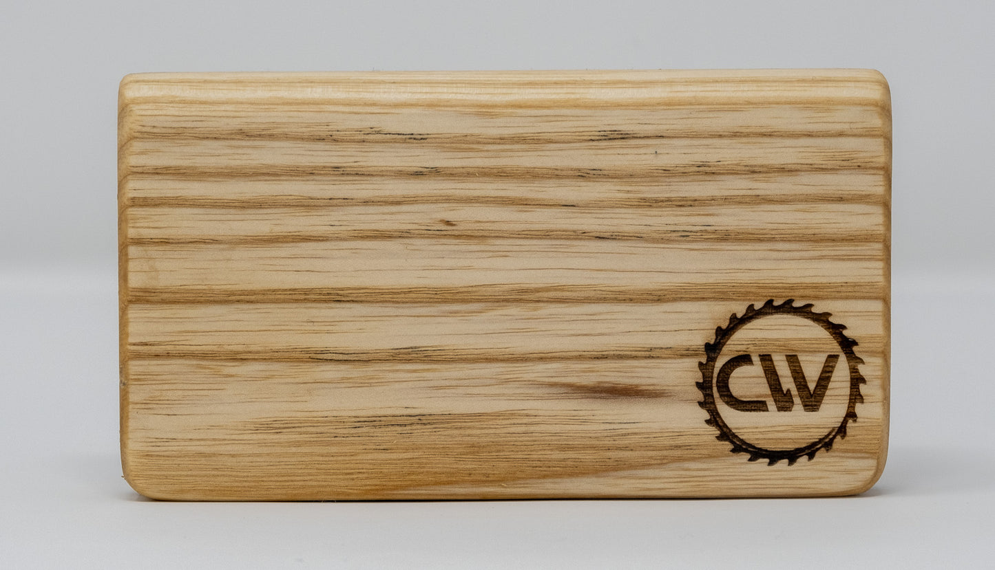 Magnetic knife holder in ash wood