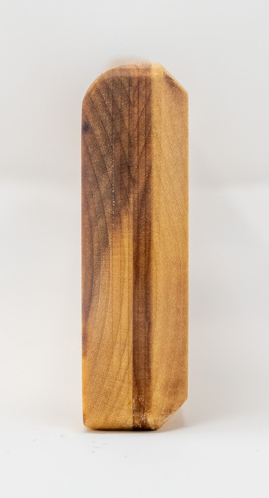 Magnetic knife holder in ash wood